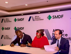 AFC_SMDF_XCALIBUR_Signing-photo-2.png